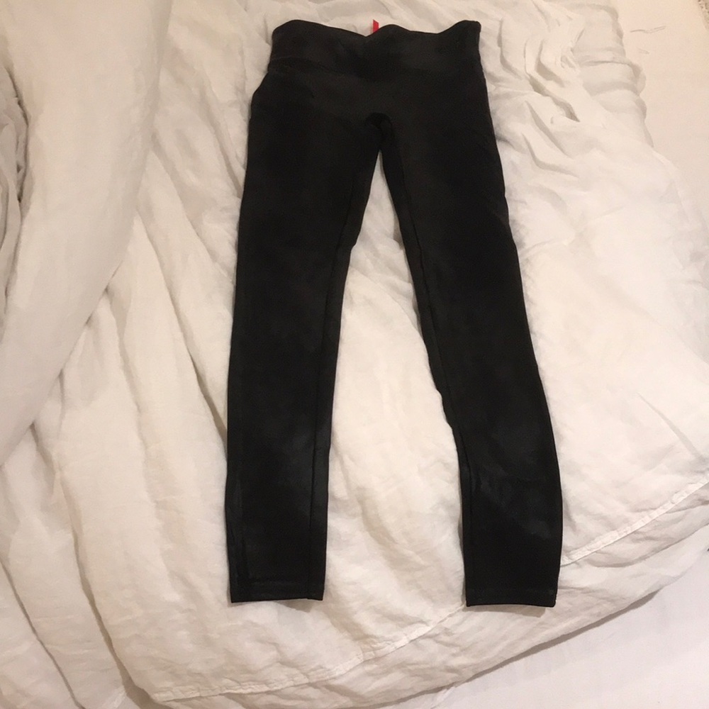 “Leathered” leggings